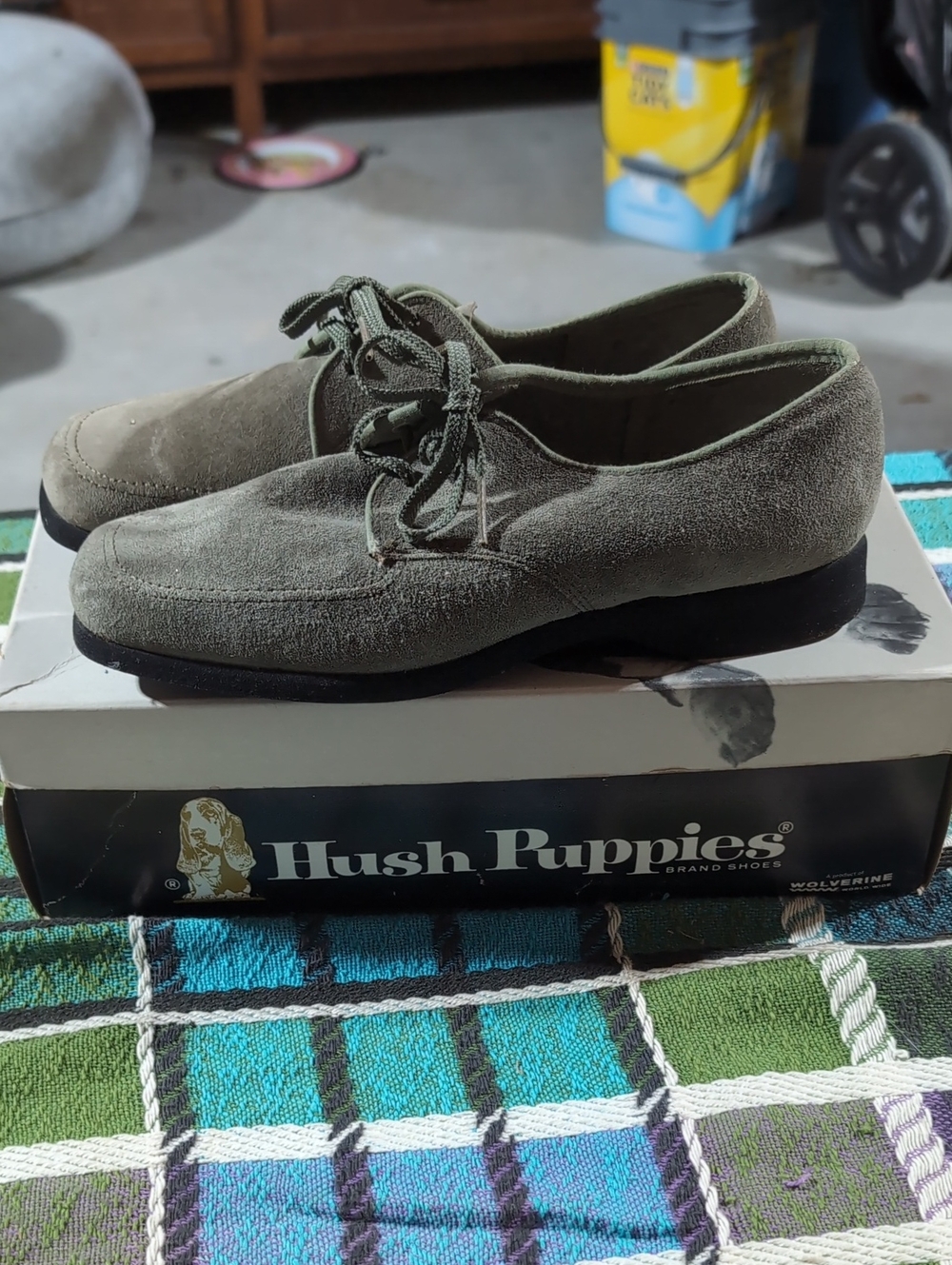Vintage Hush Puppies Women's Size 6 Olive Gray Suede Oxfords Comfort Loafers NIB